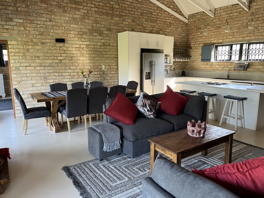 To Let 2 Bedroom Property for Rent in Pringle Bay Western Cape